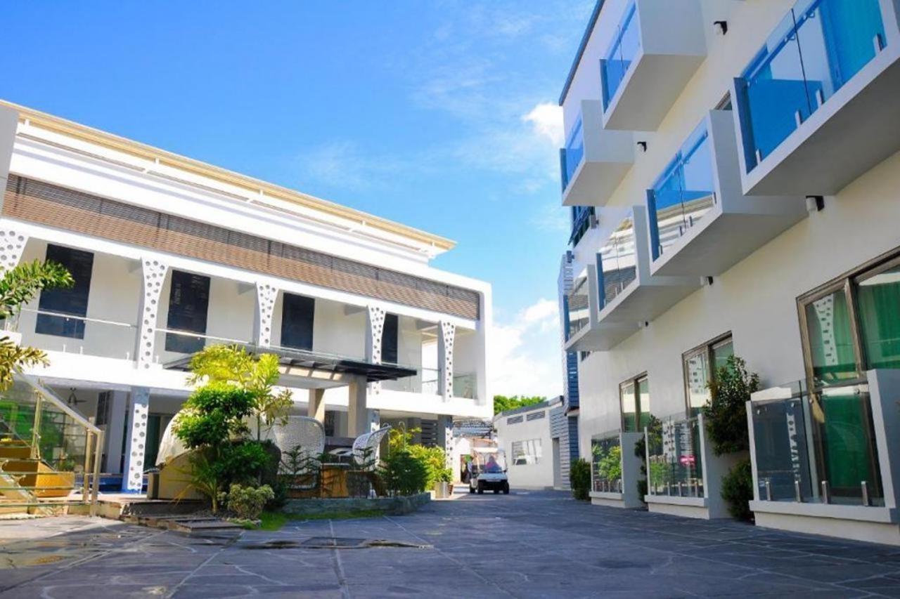 Eloisa Royal Suites Lapu-Lapu City Exterior photo